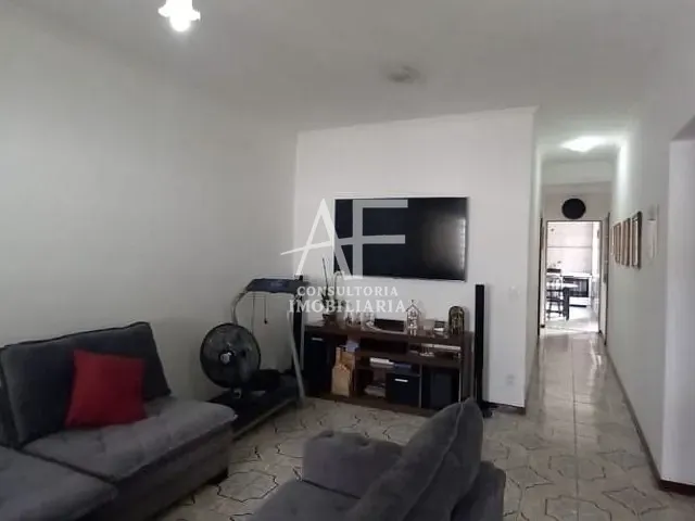 Casa com 250m² 2 quartos e 2 banheiros, à venda, no bairro Parque Senhor do Bonfim em Taubaté