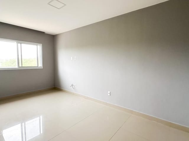 Casa com 350m² 4 quartos e 4 banheiros, para alugar, no bairro Imboassica em Macaé