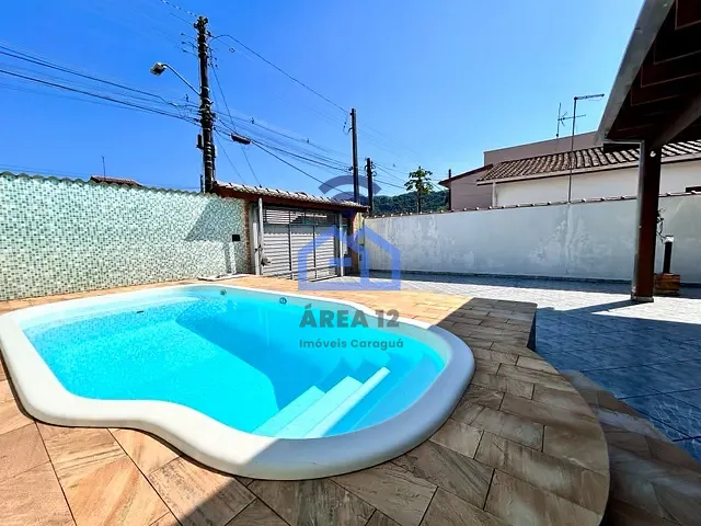 Casa com 376m² 4 quartos e 3 banheiros, à venda, no bairro Caputera em Caraguatatuba