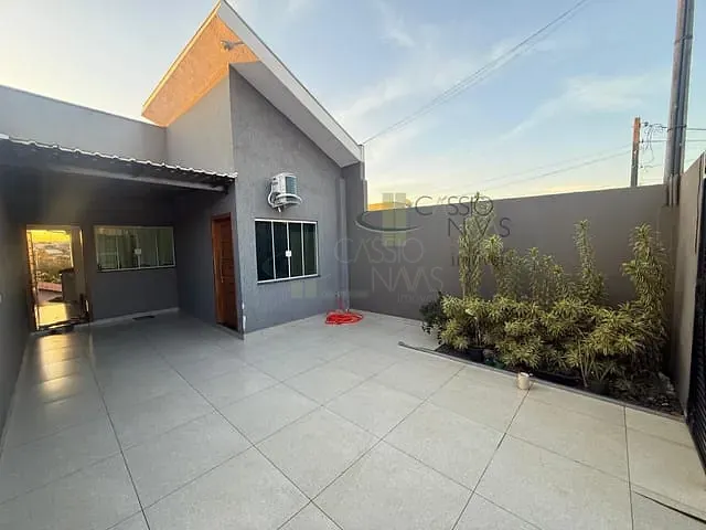 Casa com 138m² 2 quartos e 2 banheiros, à venda, no bairro Residencial Interlagos em Apucarana