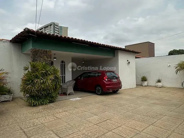Casa com 389m² 3 quartos e 4 banheiros, à venda, no bairro Fátima em Teresina