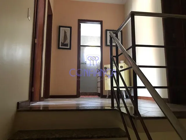 Casa com 250m² 4 quartos e 3 banheiros, à venda, no bairro Vila Valqueire em Rio de Janeiro