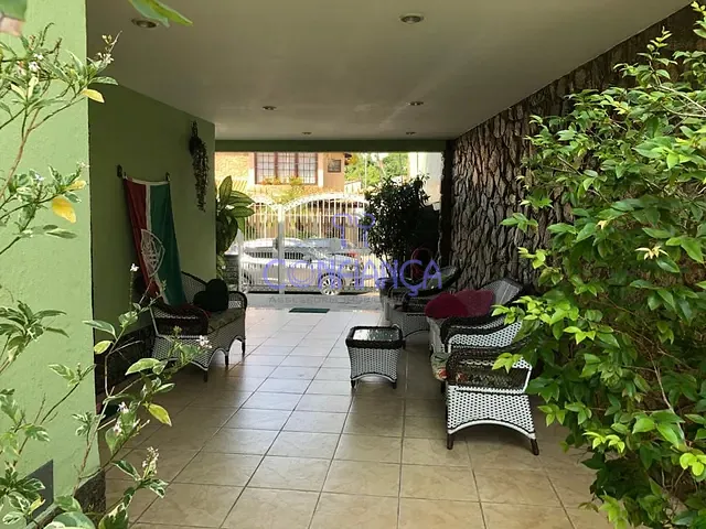 Casa com 250m² 4 quartos e 3 banheiros, à venda, no bairro Vila Valqueire em Rio de Janeiro