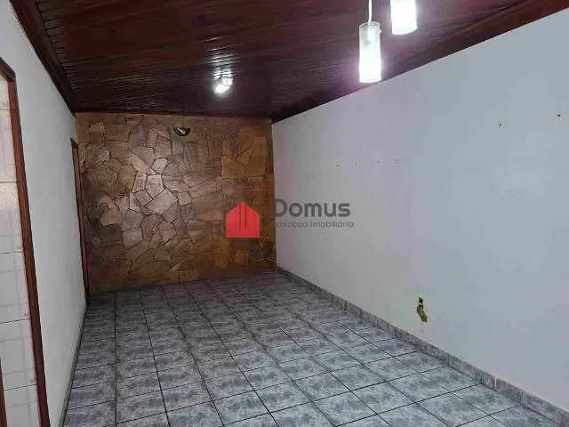 Casa com 167m² 3 quartos e 1 banheiro, à venda, no bairro Crispim em Pindamonhangaba
