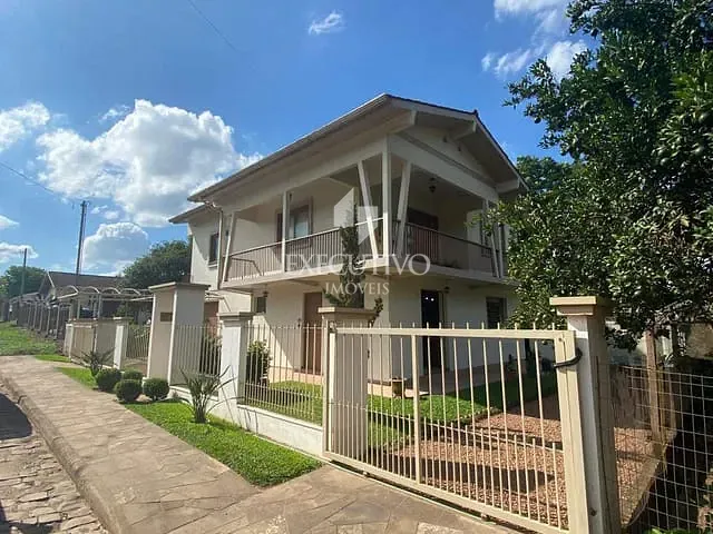 Casa com 286m² 4 quartos e 2 banheiros, à venda, no bairro Barra do Forqueta em Arroio do Meio