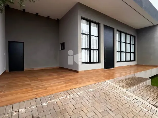 Casa 3 quartos e 3 banheiros, à venda, no bairro Condomínio Costa do sol em Rolândia