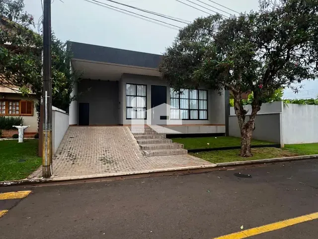 Casa 3 quartos e 3 banheiros, à venda, no bairro Condomínio Costa do sol em Rolândia