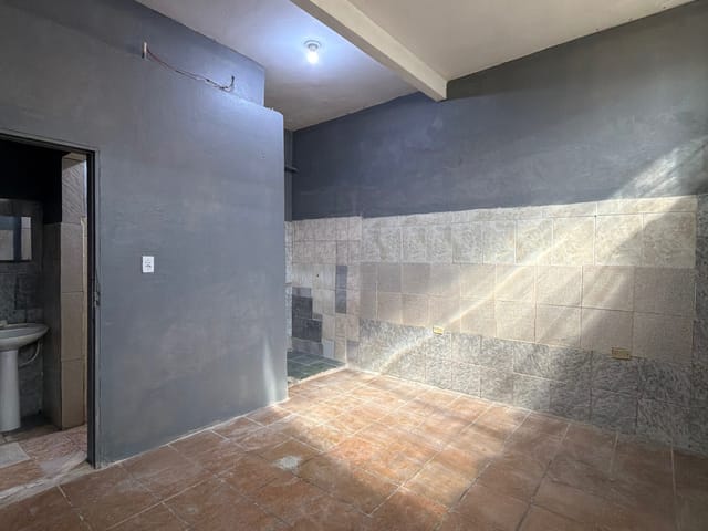 Casa 1 quarto e 1 banheiro, para alugar, no bairro Vila Bertini em Americana