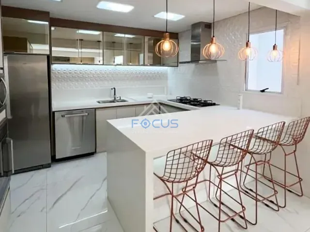 Casa com 250m² 4 quartos e 4 banheiros, à venda, no bairro Jardim Ermida I em Jundiaí