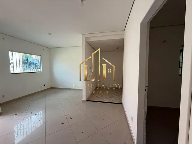 Casa com 92m² 3 quartos e 1 banheiro, à venda, no bairro Goiabeiras em Cuiabá