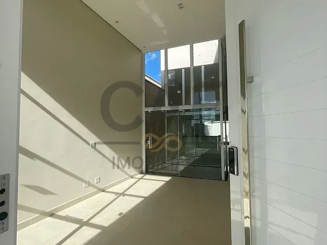 Casa com 310m² 3 quartos e 2 banheiros, à venda, no bairro Vila Jorge Zambon em Jaguariúna