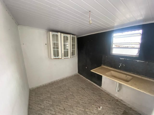 Casa com 20m² 1 quarto e 1 banheiro, para alugar, no bairro Jardim Imbé em São Paulo