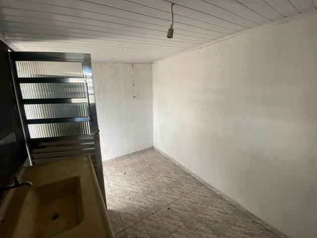 Casa com 20m² 1 quarto e 1 banheiro, para alugar, no bairro Jardim Imbé em São Paulo