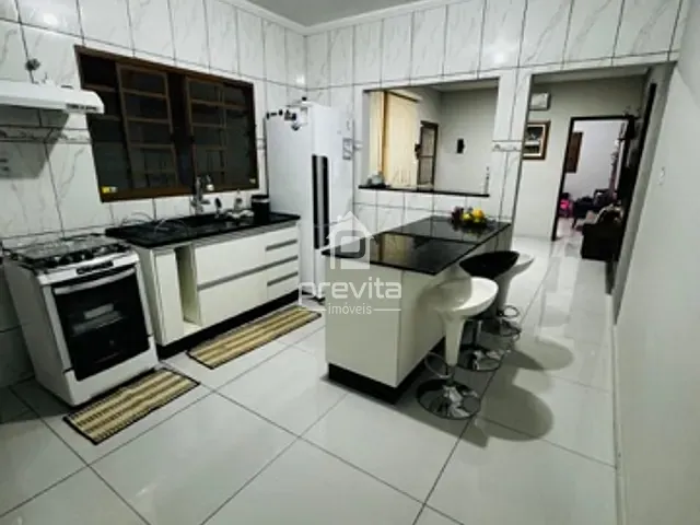 Casa com 125m² 2 quartos e 1 banheiro, à venda, no bairro Jardim Continental II em Taubaté