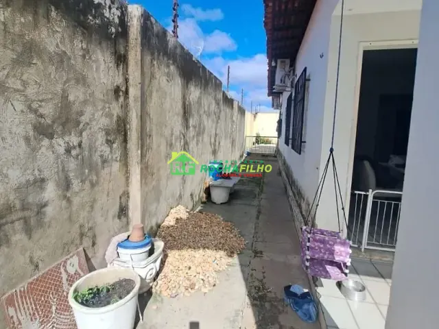 Casa com 300m² 3 quartos e 1 banheiro, à venda, no bairro Morada do Sol em Teresina