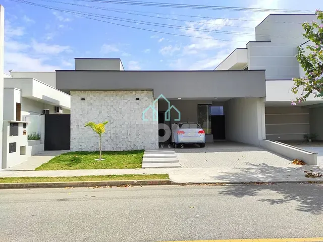 Casa com 300m² 3 quartos e 3 banheiros, à venda, no bairro Piracangaguá em Taubaté