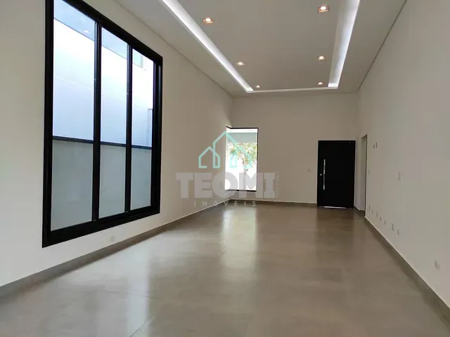 Casa com 300m² 3 quartos e 3 banheiros, à venda, no bairro Piracangaguá em Taubaté