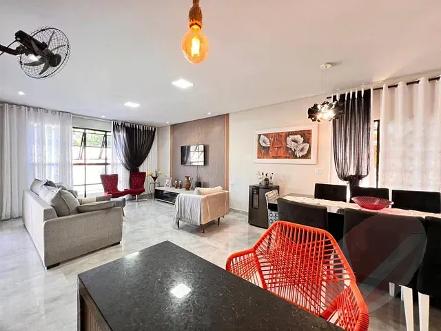 Casa com 252m² 3 quartos e 4 banheiros, à venda, no bairro Real em Praia Grande