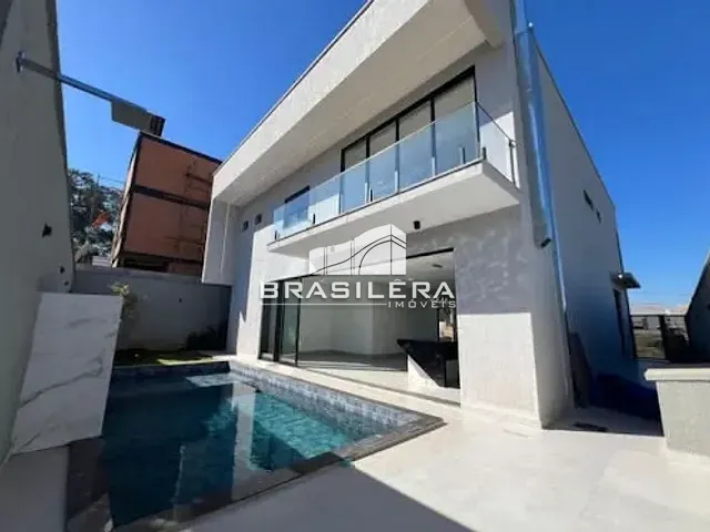 Casa com 375m² 4 quartos e 5 banheiros, à venda, no bairro Jardins Bolonha em Senador Canedo
