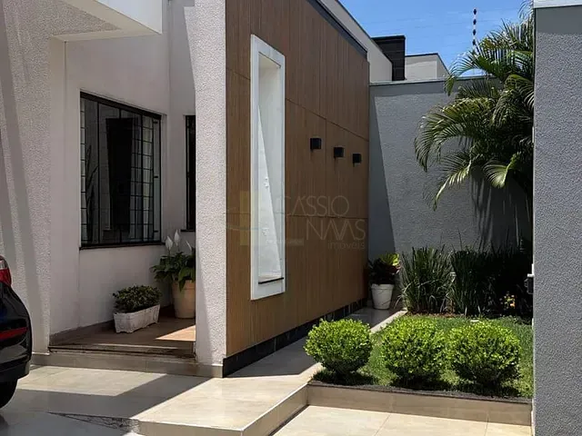 Casa com 380m² 3 quartos e 3 banheiros, à venda, no bairro Jardim Espanha em Apucarana