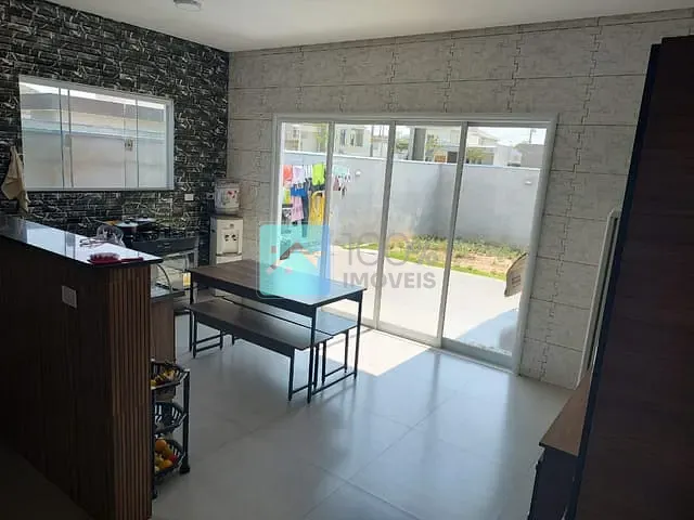 Casa com 300m² 3 quartos e 3 banheiros, à venda, no bairro Residencial Terras do Vale em Caçapava