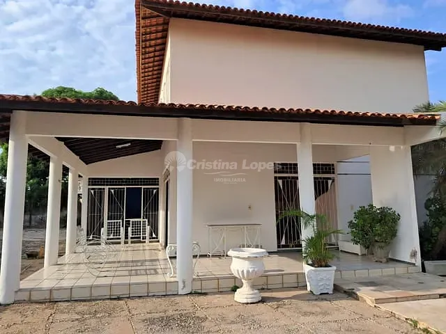 Casa com 510m² 5 quartos e 6 banheiros, à venda, no bairro Ininga em Teresina