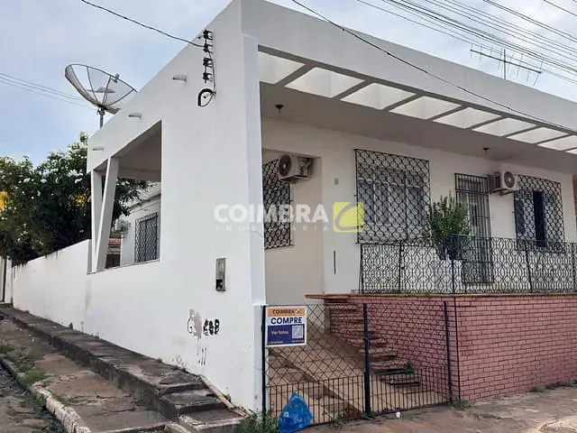 Casa com 466m² 4 quartos e 3 banheiros, à venda, no bairro Aldeia em Santarém