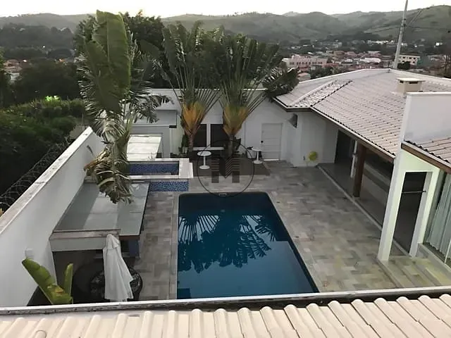 Casa com 585m² 3 quartos e 6 banheiros, à venda, no bairro Parque Residencial Mirante Do Vale em Guaratinguetá