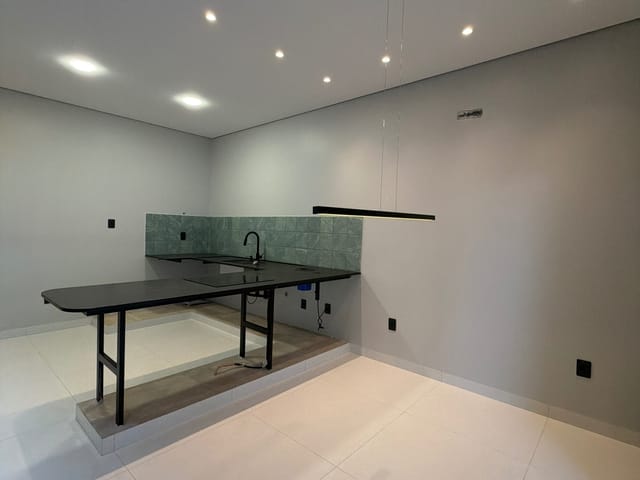 Casa 3 quartos e 1 banheiro, à venda, no bairro Jardim Esplanada em Americana