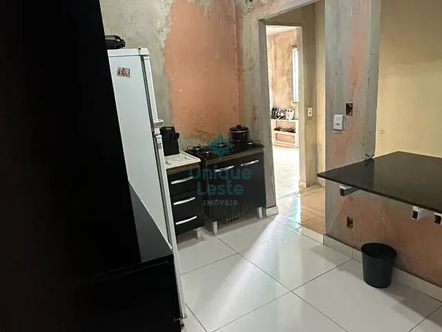 Casa 2 quartos e 1 banheiro, à venda, no bairro Conjunto Taquaril em Belo Horizonte