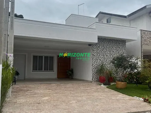 Casa com 250m² 3 quartos e 3 banheiros, à venda, no bairro Jardim Crystal Park em Jacareí