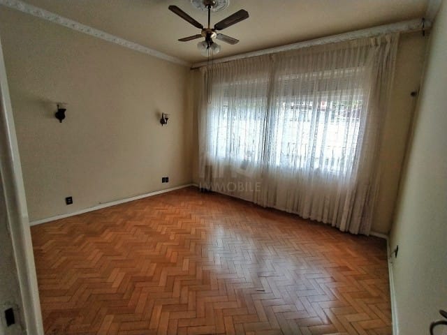 Casa à venda, no bairro Centro em Petrópolis