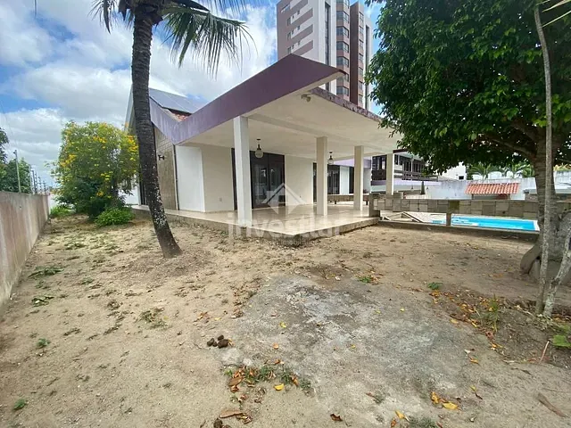 Casa com 938m² 4 quartos e 3 banheiros, à venda, no bairro Mirante em Campina Grande
