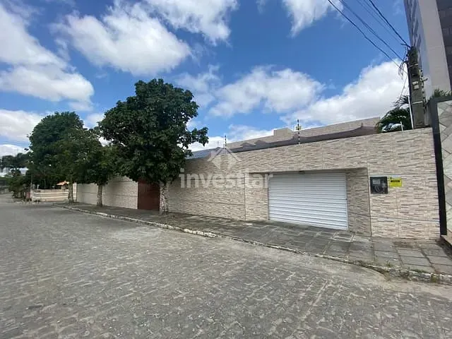 Casa com 938m² 4 quartos e 3 banheiros, à venda, no bairro Mirante em Campina Grande