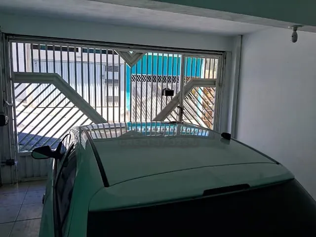 Casa 3 quartos e 3 banheiros, à venda, no bairro Vila Magini em Mauá