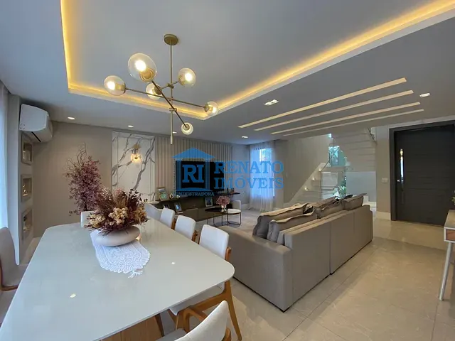 Casa 4 quartos e 5 banheiros, à venda, no bairro Ponta Grossa em Maricá