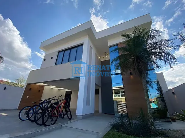 Casa 4 quartos e 5 banheiros, à venda, no bairro Ponta Grossa em Maricá