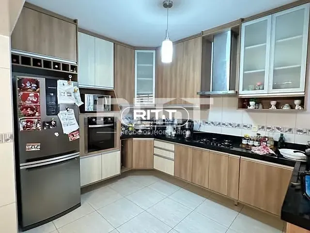 Casa com 285m² 3 quartos e 1 banheiro, à venda, no bairro Jardim Adelaide em Hortolândia