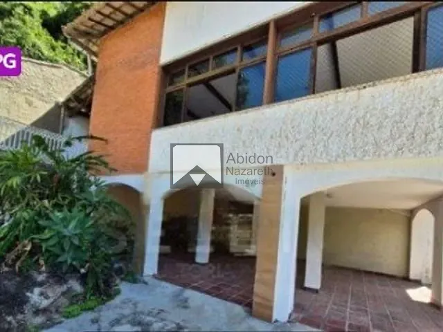 Casa 4 quartos e 4 banheiros, à venda, no bairro São Francisco em Niterói