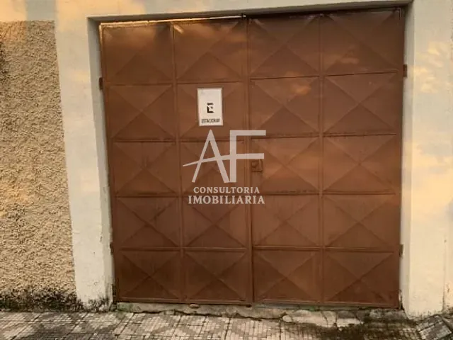 Casa com 182m² 4 quartos e 2 banheiros, à venda, no bairro Jardim Santa Cruz em Taubaté