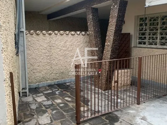 Casa com 182m² 4 quartos e 2 banheiros, à venda, no bairro Jardim Santa Cruz em Taubaté