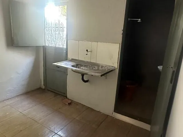 Casa com 150m² 2 quartos e 1 banheiro, à venda, no bairro Três Andares em Teresina