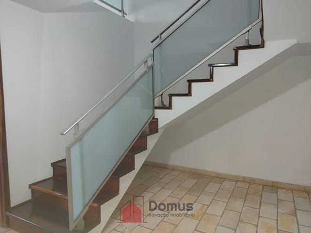 Casa com 330m², à venda, no bairro Jardim Boa Vista em Pindamonhangaba