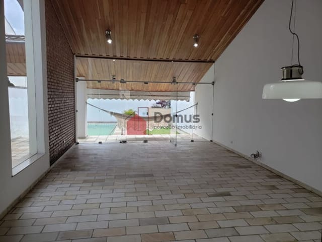 Casa com 330m², à venda, no bairro Jardim Boa Vista em Pindamonhangaba