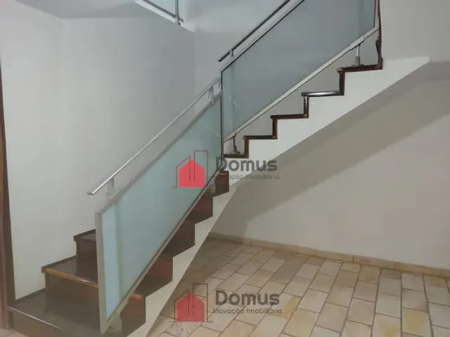 Casa com 330m², à venda, no bairro Jardim Boa Vista em Pindamonhangaba