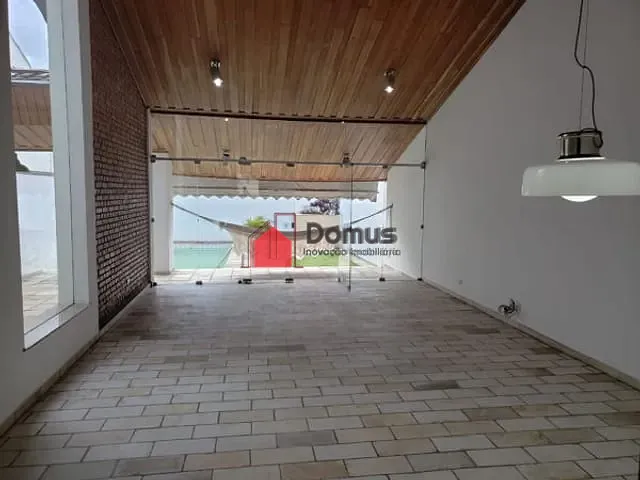 Casa com 330m², à venda, no bairro Jardim Boa Vista em Pindamonhangaba