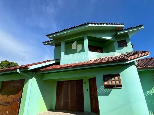 Casa 4 quartos e 2 banheiros, à venda, no bairro Centro em Arroio do Meio