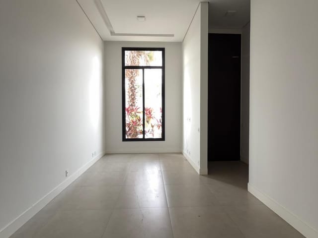 Casa 3 quartos e 1 banheiro, à venda ou para alugar, no bairro Jardim Dona Maria Azenha em Nova Odessa
