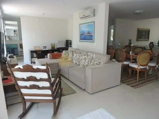 Casa com 450m² 3 quartos e 4 banheiros, para alugar, no bairro Jurerê Internacional em Florianópolis