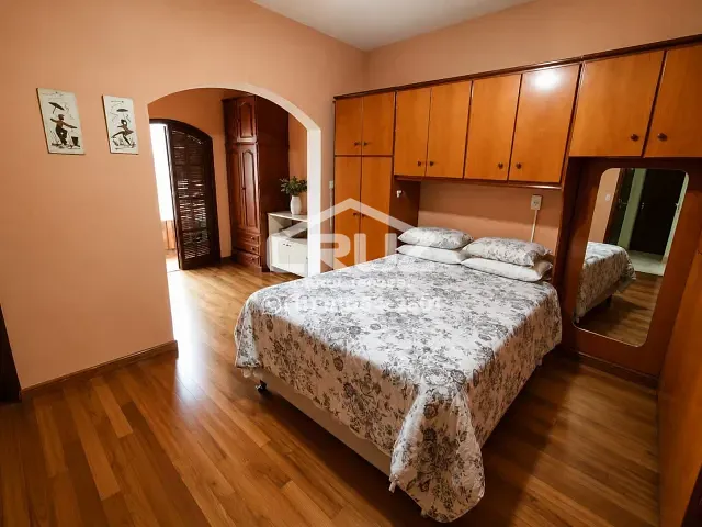 Casa 4 quartos e 4 banheiros, à venda, no bairro Região Central em Caieiras
